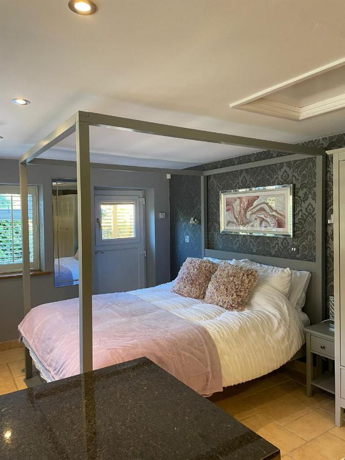 Honeysuckle Cottage - Hillside Holiday Cottages, Cotswolds Warmington Eksteriør billede